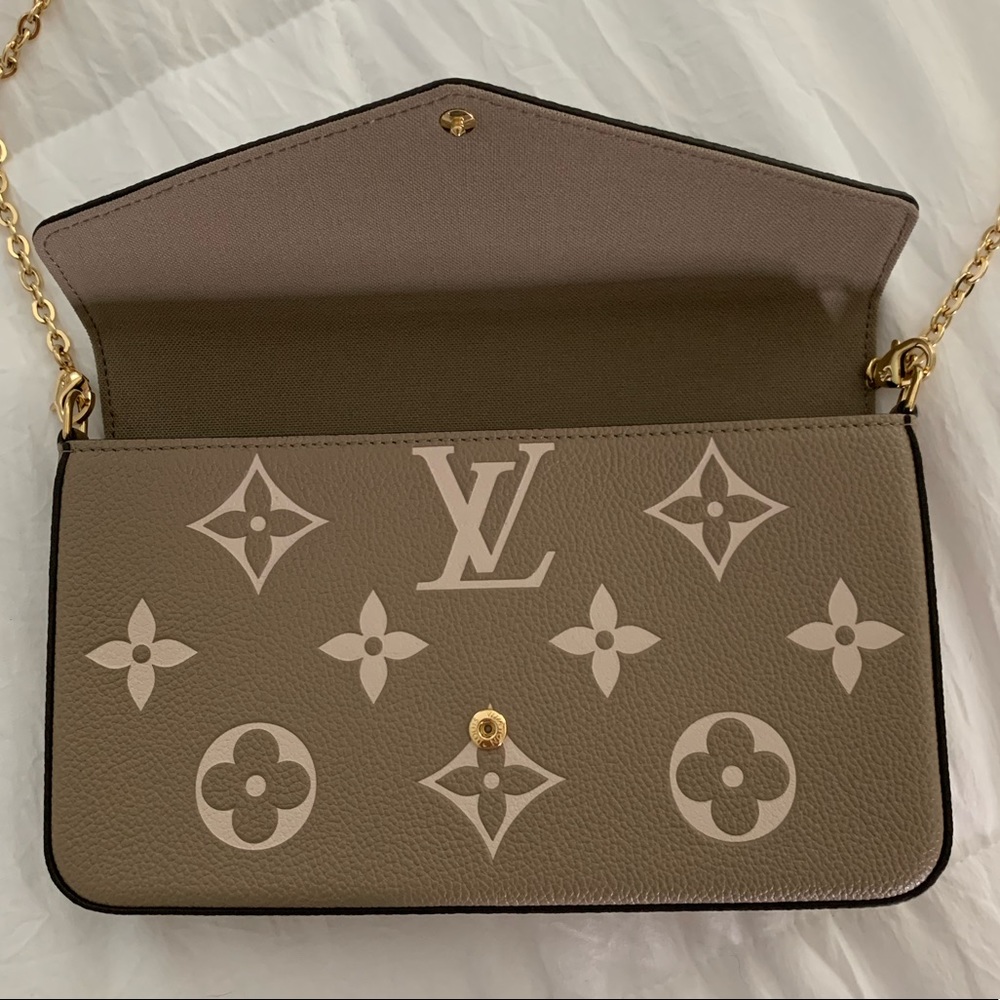 Louis Vuitton Felicie GM Pouchette Bag - Picture 8 of 12